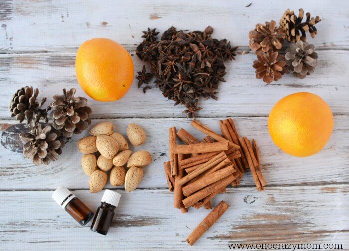 Learn how to make homemade Christmas Potpourri that smells amazing. It is so easy! Find out how to make potpourri with very little effort or expense. Ingredients for Christmas Potpourri.