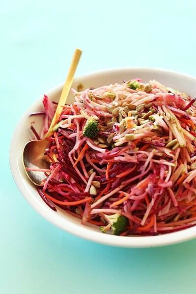 We have 20 Easy Thanksgiving Side Dishes sure to impress while being very simple to make! From old favorites to new ideas, we have something for everyone. We have 20 Easy Thanksgiving Side Dishes sure to impress while being very simple to make! From old favorites to new ideas, we have something for everyone.