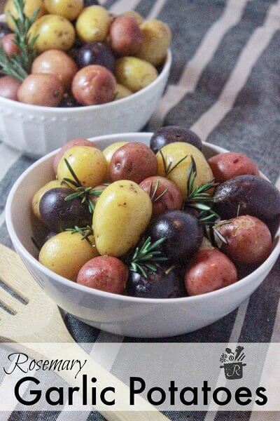 We have 20 Easy Thanksgiving Side Dishes sure to impress while being very simple to make! From old favorites to new ideas, we have something for everyone. We have 20 Easy Thanksgiving Side Dishes sure to impress while being very simple to make! From old favorites to new ideas, we have something for everyone.
