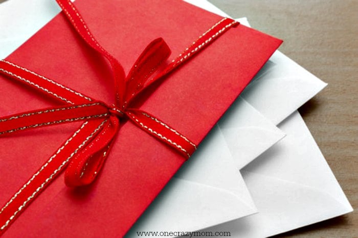 Tips to focus on the true meaning of Christmas. Learn how to focus on true meaning of Christmas. 7 ideas to make the real meaning of Christmas a priority. Tips to focus on the true meaning of Christmas. Learn how to focus on true meaning of Christmas. 7 ideas to make the real meaning of Christmas a priority.
