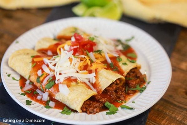 Easy Enchiladas Recipes make the perfect dinner idea any day of the week. We have 18 must try enchiladas recipes that are easy to make and taste amazing. Easy Enchiladas Recipes make the perfect dinner idea any day of the week. We have 18 must try enchiladas recipes that are easy to make and taste amazing.