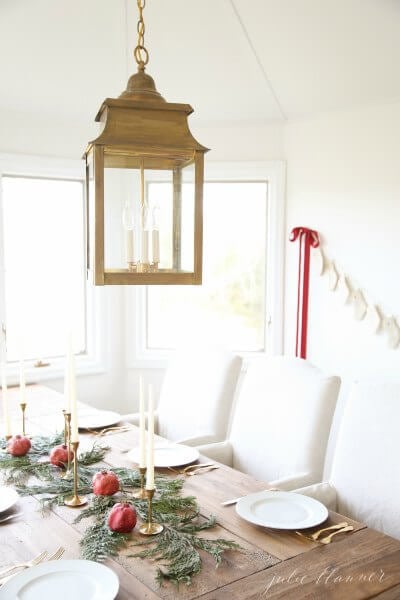 Find Christmas centerpieces that are stunning yet simple to make. 20 Christmas centerpieces ideas to make your home festive. Try DIY Christmas Centerpieces. Find Christmas centerpieces that are stunning yet simple to make. 20 Christmas centerpieces ideas to make your home festive. Try DIY Christmas Centerpieces.