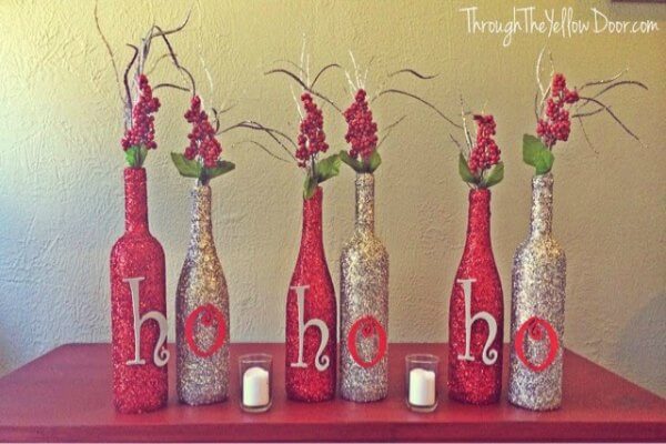 Find Christmas centerpieces that are stunning yet simple to make. 20 Christmas centerpieces ideas to make your home festive. Try DIY Christmas Centerpieces. Find Christmas centerpieces that are stunning yet simple to make. 20 Christmas centerpieces ideas to make your home festive. Try DIY Christmas Centerpieces.