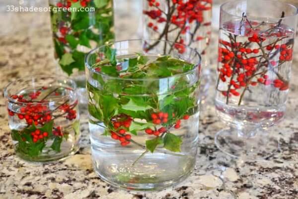 Find Christmas centerpieces that are stunning yet simple to make. 20 Christmas centerpieces ideas to make your home festive. Try DIY Christmas Centerpieces. Find Christmas centerpieces that are stunning yet simple to make. 20 Christmas centerpieces ideas to make your home festive. Try DIY Christmas Centerpieces.