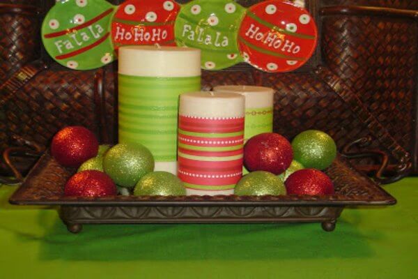 Find Christmas centerpieces that are stunning yet simple to make. 20 Christmas centerpieces ideas to make your home festive. Try DIY Christmas Centerpieces. Find Christmas centerpieces that are stunning yet simple to make. 20 Christmas centerpieces ideas to make your home festive. Try DIY Christmas Centerpieces.