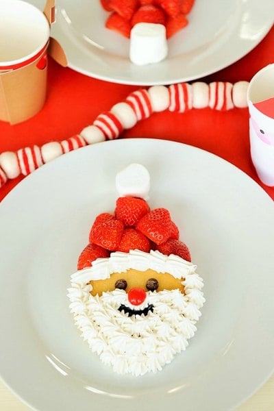 Make your Christmas breakfast menu special with these holiday breakfast ideas.20 Christmas breakfast recipes the family will love.Holiday breakfast recipes. Santa pancakes on a plate.