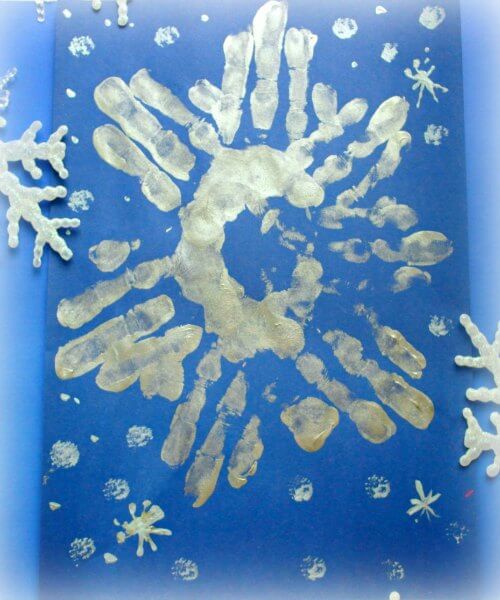 Find Easy Christmas ideas for families here. 20 Fun Christmas activities ideas for kids or toddlers from crafts to games that kids will love. Christmas activities to keep them busy. These are perfect for the classroom too! #onecrazymom #christmasactivities #kidactivities Snowflake craft with handprints on paper.