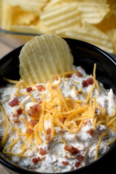 Find the best Super Bowl Snacks kids will love. 25 Easy Superbowl Snacks to please a crowd. Try this Super Bowl Party Food. Super Bowl Party Ideas for kids. Bacon Cheddar Dip in a bowl.