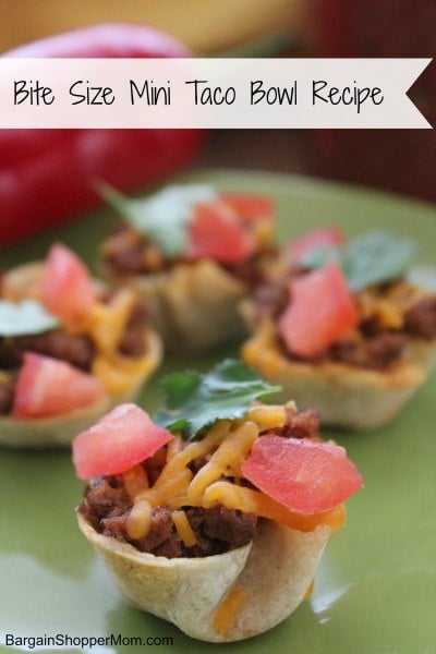 Find the best Super Bowl Snacks kids will love. 25 Easy Superbowl Snacks to please a crowd. Try this Super Bowl Party Food. Super Bowl Party Ideas for kids. TAco cups up close.