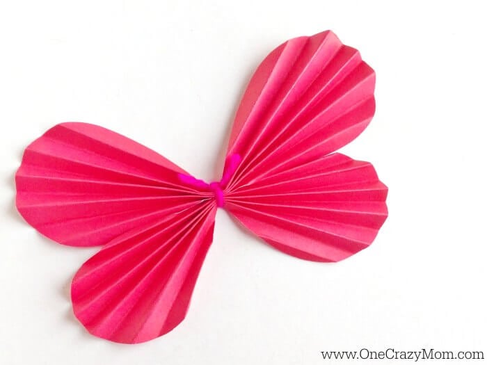 Make this fun butterfly craft for kids! DIY Butterfly Wall Art is so whimsical. Kid's will love making this DIY Paper Butterfly. Easy Paper Butterfly Craft for Kids is fun and easy! Butterfly ready to use for decoration.