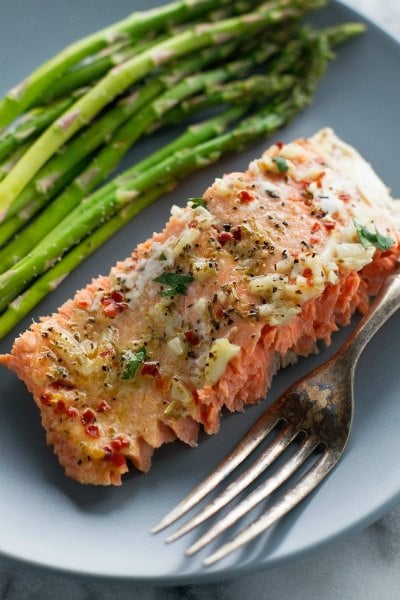 We have the best tin foil dinners for you to try! These foil pack meals make dinner time simple. Clean up is a breeze with these foil packet recipes. These are truly the best foil packet dinner ideas. Try these tasty foil dinners today! We have the best tin foil dinners for you to try! These foil pack meals make dinner time simple. Clean up is a breeze with these foil packet recipes. These are truly the best foil packet dinner ideas. Try these tasty foil dinners today!