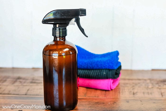 Try these diy home cleaning products that will leave your house sparkling! 20 homemade cleaners that are easy to make.These homemade cleaning products will not break the bank and you will love them! So simple to make! Try these diy home cleaning products that will leave your house sparkling! 20 homemade cleaners that are easy to make.These homemade cleaning products will not break the bank and you will love them! So simple to make!
