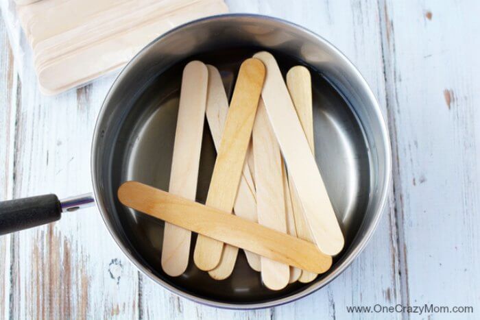 Learn how to make popsicle stick bracelets. These craft sticks bracelets will be a hit with everyone! You will love these bracelets made from popsicle sticks! The kids will have a blast decorating popsicle stick jewelry! Try making popsicle stick crafts! Learn how to make popsicle stick bracelets. These craft sticks bracelets will be a hit with everyone! You will love these bracelets made from popsicle sticks! The kids will have a blast decorating popsicle stick jewelry! Try making popsicle stick crafts!