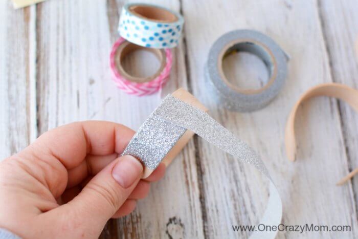 Learn how to make popsicle stick bracelets. These craft sticks bracelets will be a hit with everyone! You will love these bracelets made from popsicle sticks! The kids will have a blast decorating popsicle stick jewelry! Try making popsicle stick crafts! Learn how to make popsicle stick bracelets. These craft sticks bracelets will be a hit with everyone! You will love these bracelets made from popsicle sticks! The kids will have a blast decorating popsicle stick jewelry! Try making popsicle stick crafts!