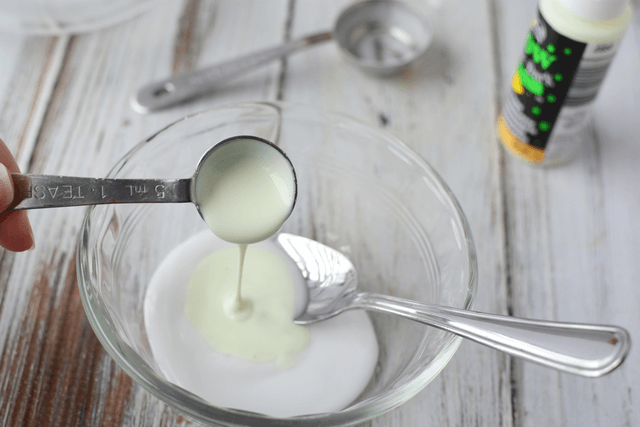 Kids are going to love these fun DIY Bouncy Balls. Learn how to make a bouncy ball! Glow in the dark bouncy balls are so cool! Once you know how to make bouncy balls, it's so simple and fun to do! Glue being added to the bowl.
