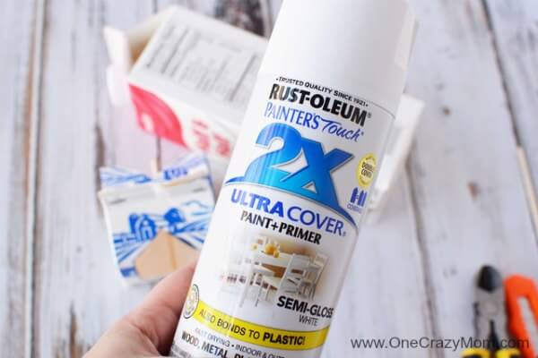 This Homemade Bird Feeder is so fun to make and it uses milk cartons. Kids will love making a milk carton bird feeder. Give this easy DIY Bird feeder a try. This Homemade Bird Feeder is so fun to make and it uses milk cartons. Kids will love making a milk carton bird feeder. Give this easy DIY Bird feeder a try.