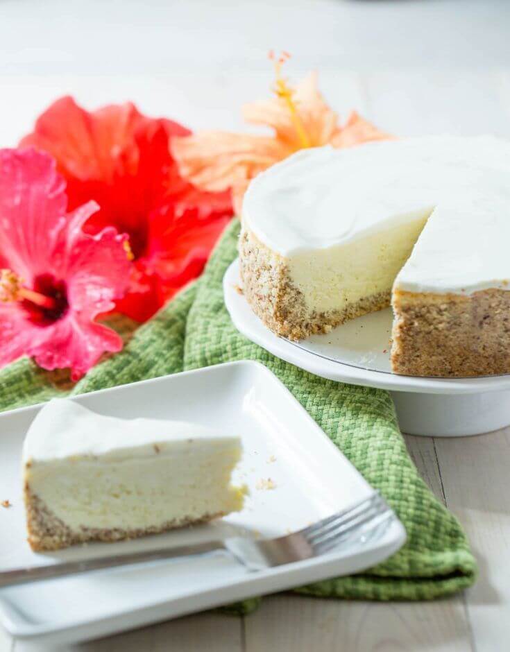 Try these easy Keto desserts to satisfy your sweet tooth. Quick easy keto dessert recipes include ice cream, brownies, cheesecake, fat bombs and more! Try these easy Keto desserts to satisfy your sweet tooth. Quick easy keto dessert recipes include ice cream, brownies, cheesecake, fat bombs and more!