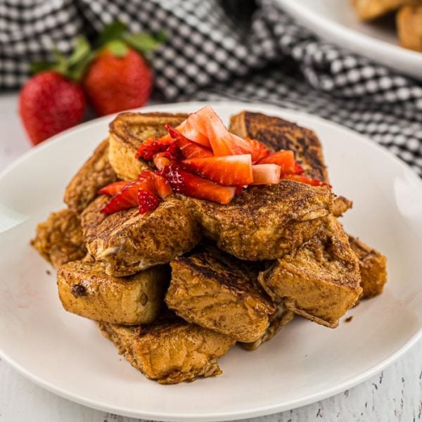 Check out these 30 back to school breakfast ideas. School mornings are crazy, especially the first week. These delicious and easy breakfast ideas will be a hit! Try these simple back to school breakfast recipes. Check out these 30 back to school breakfast ideas. School mornings are crazy, especially the first week. These delicious and easy breakfast ideas will be a hit! Try these simple back to school breakfast recipes.