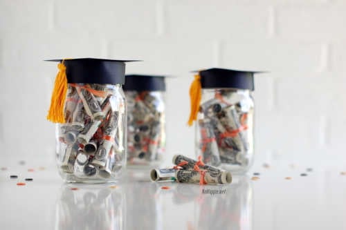We have the best Graduation Party Ideas. You will find a big list of decor ideas, party food recipes, gifts and more to make your party a success. Mason jars with money.
