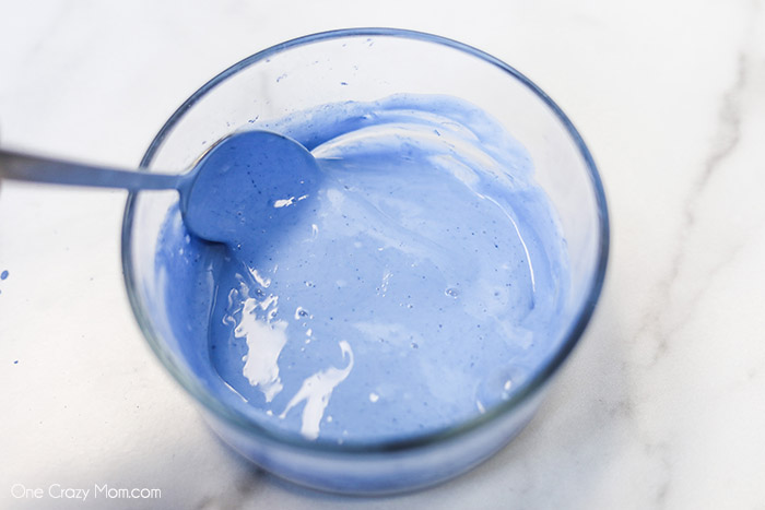 Color Changing Silly Putty Recipe is fun to make and a blast to play with. The kids will love to learn how to make silly putty that changes color. Color Changing Silly Putty Recipe is fun to make and a blast to play with. The kids will love to learn how to make silly putty that changes color.