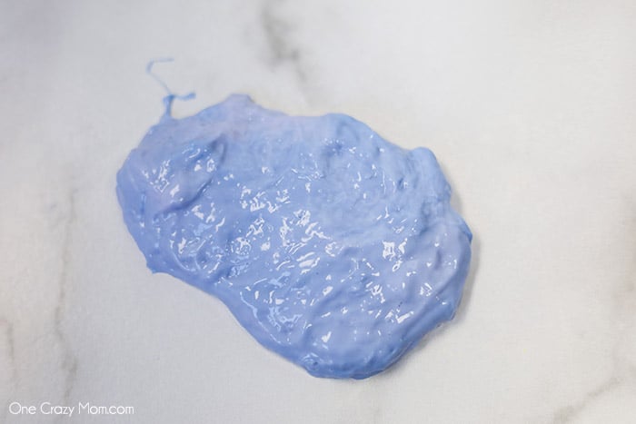 Color Changing Silly Putty Recipe is fun to make and a blast to play with. The kids will love to learn how to make silly putty that changes color. Color Changing Silly Putty Recipe is fun to make and a blast to play with. The kids will love to learn how to make silly putty that changes color.