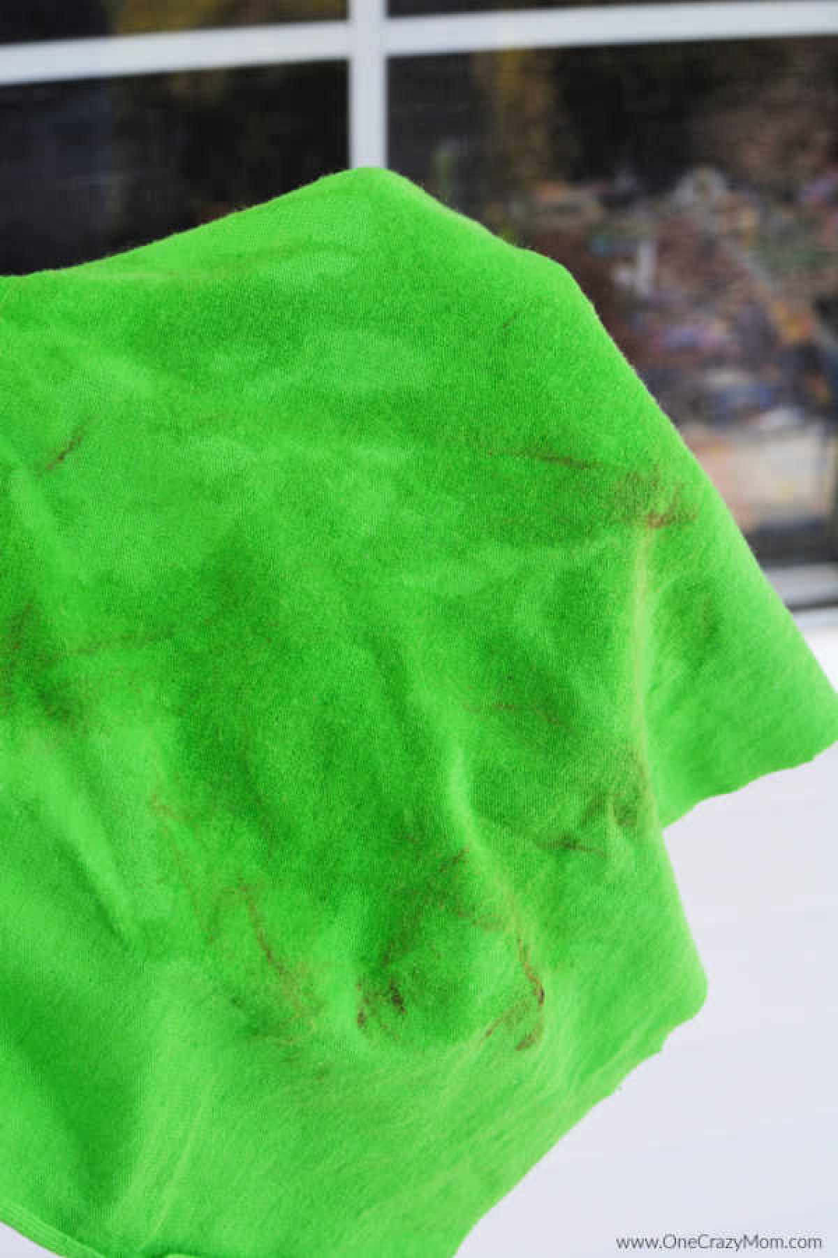 Save money and try this Homemade Window Cleaner. Not only does this DIY window cleaner work great but it is so simple to make. Save money and try this Homemade Window Cleaner. Not only does this DIY window cleaner work great but it is so simple to make.