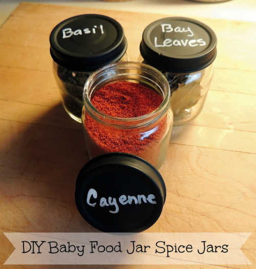 If you are overwhelmed with your spice cabinet, learn the best way to organize spices. Find 15+ ways to organize spices that will keep everything in order. If you are overwhelmed with your spice cabinet, learn the best way to organize spices. Find 15+ ways to organize spices that will keep everything in order.