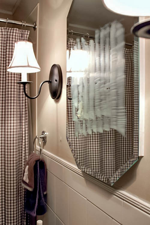 Your bathroom will be sparkling clean with these BATHROOM CLEANING HACKS. We have over 15 genius bathroom cleaning hacks you need to try. Your bathroom will be sparkling clean with these BATHROOM CLEANING HACKS. We have over 15 genius bathroom cleaning hacks you need to try.