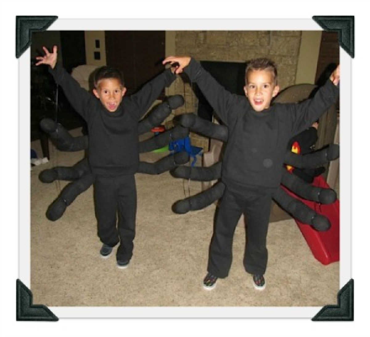 How to Make a Spider Costume in just a few minutes! This toddler spider costume is so easy. Make this DIY Spider Costume for only $8. The kids will love it.