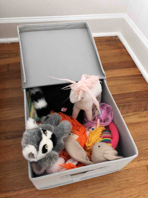 It is so easy to get overwhelmed with stuffed animals taking over your house. Learn these brilliant Stuffed Animal Storage Ideas to regain order. It is so easy to get overwhelmed with stuffed animals taking over your house. Learn these brilliant Stuffed Animal Storage Ideas to regain order.