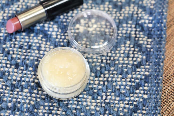 Make this easy DIY Lip Scrub that will leave your lips soft and exfoliated. With only 4 ingredients, you can easily make this lip scrub recipe. Make this easy DIY Lip Scrub that will leave your lips soft and exfoliated. With only 4 ingredients, you can easily make this lip scrub recipe.