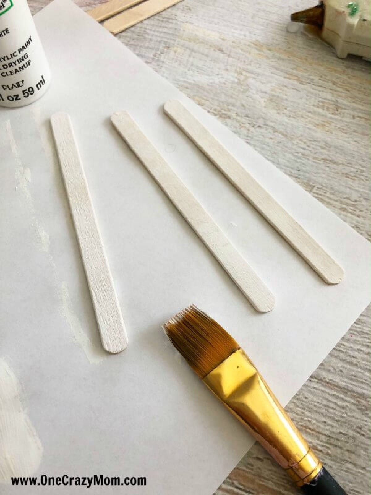 Perler beads are so fun and this Lollipop Perler Beads Craft is the perfect activity for the kids. This craft idea is simple and frugal but a blast to make! Perler beads are so fun and this Lollipop Perler Beads Craft is the perfect activity for the kids. This craft idea is simple and frugal but a blast to make!