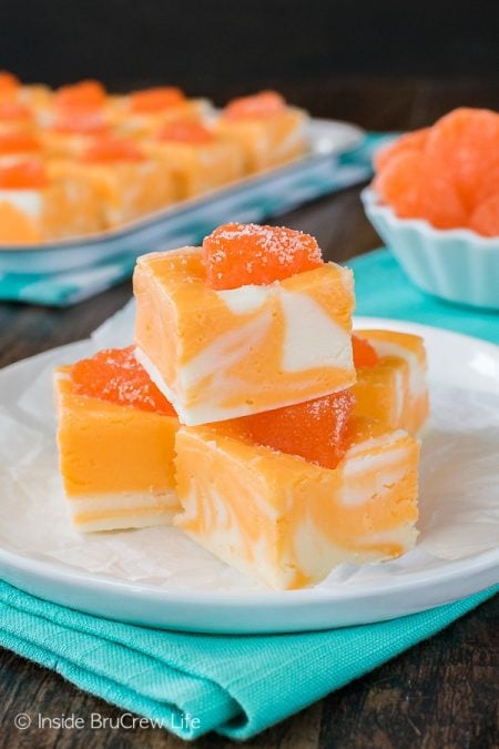 Fudge is such a delicious treat and we have over 25 of the best fudge recipes. Try these easy recipes for decadent fudge that will leave everyone impressed. Fudge is such a delicious treat and we have over 25 of the best fudge recipes. Try these easy recipes for decadent fudge that will leave everyone impressed.