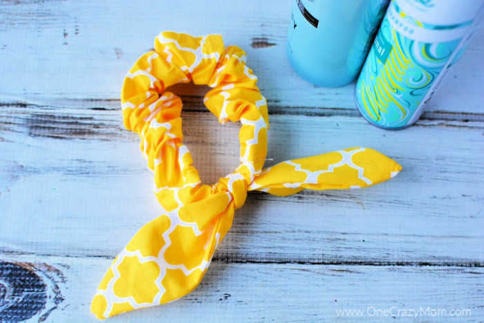 We have another fun DIY and you can easily learn how to make a bow scrunchie. With just a few simple steps and supplies, you will be making a bow scrunchie. We have another fun DIY and you can easily learn how to make a bow scrunchie. With just a few simple steps and supplies, you will be making a bow scrunchie.