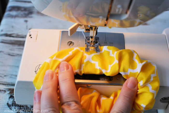 We have another fun DIY and you can easily learn how to make a bow scrunchie. With just a few simple steps and supplies, you will be making a bow scrunchie. We have another fun DIY and you can easily learn how to make a bow scrunchie. With just a few simple steps and supplies, you will be making a bow scrunchie.