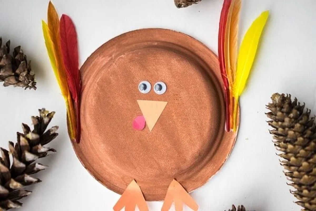 Try these simple Thanksgiving Craft Ideas. From festive garland to turkey hand prints, you will find Thanksgiving crafts ideas for all ages to enjoy.
