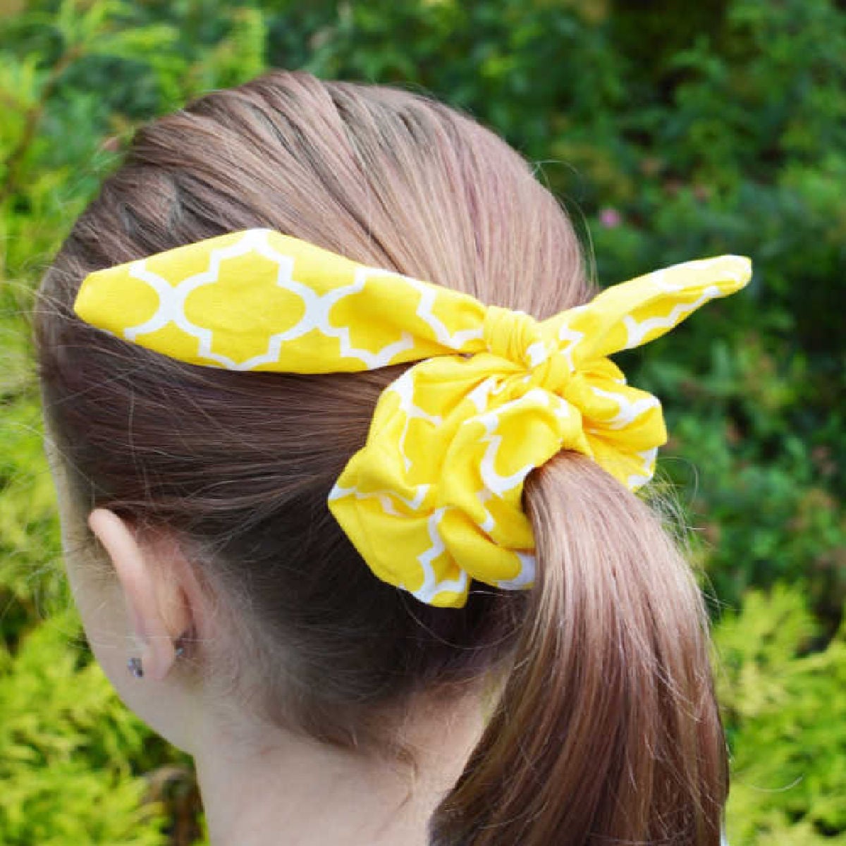 We have another fun DIY and you can easily learn how to make a bow scrunchie. With just a few simple steps and supplies, you will be making a bow scrunchie. We have another fun DIY and you can easily learn how to make a bow scrunchie. With just a few simple steps and supplies, you will be making a bow scrunchie.