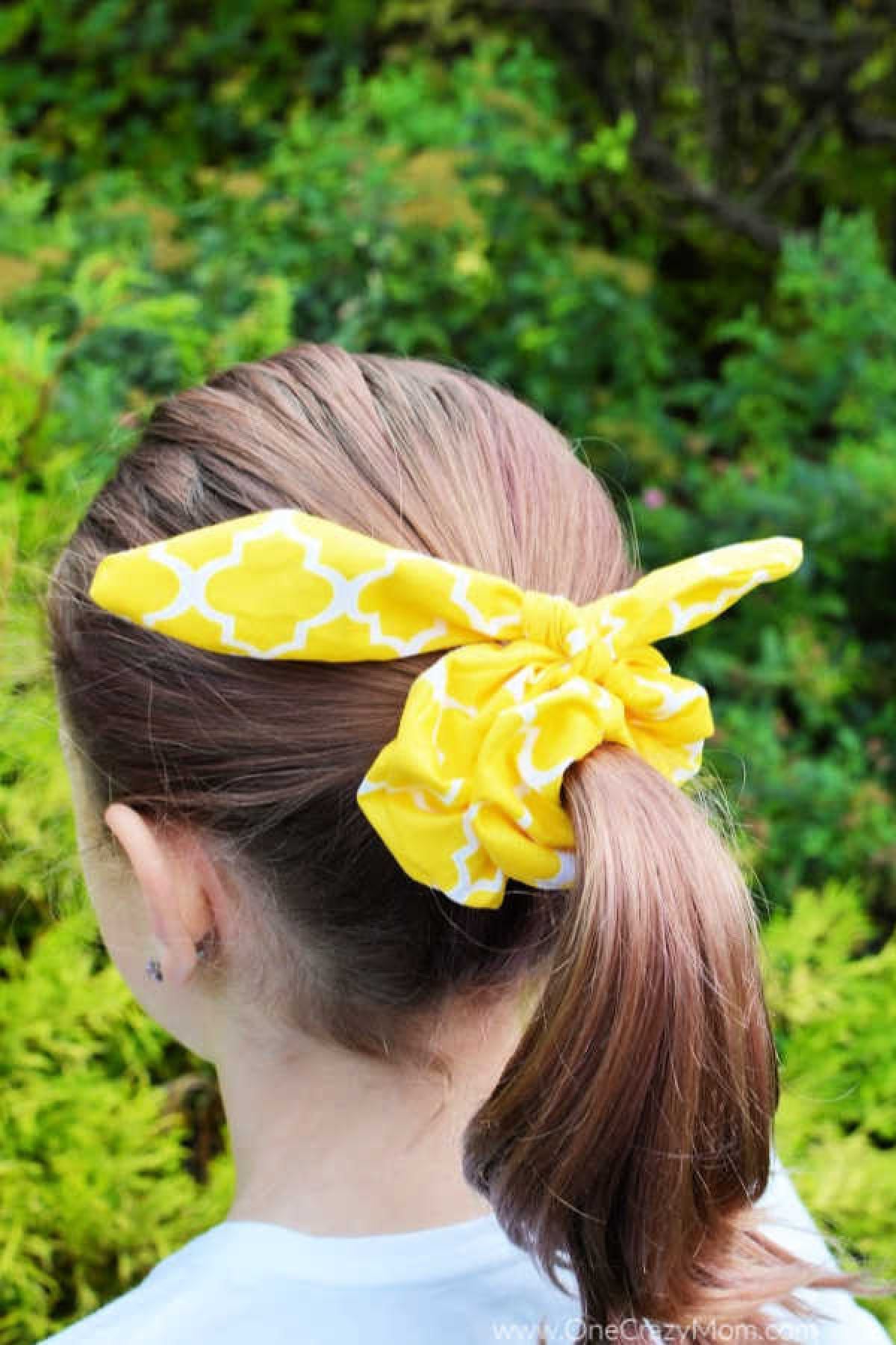 We have another fun DIY and you can easily learn how to make a bow scrunchie. With just a few simple steps and supplies, you will be making a bow scrunchie. We have another fun DIY and you can easily learn how to make a bow scrunchie. With just a few simple steps and supplies, you will be making a bow scrunchie.