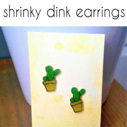 Everyone will have a blast making these 25 Shrinky Dink ideas that are easy to make. Find ideas from key chains and necklaces to magnets and much more! Cactus earrings made from shrinky dinks.