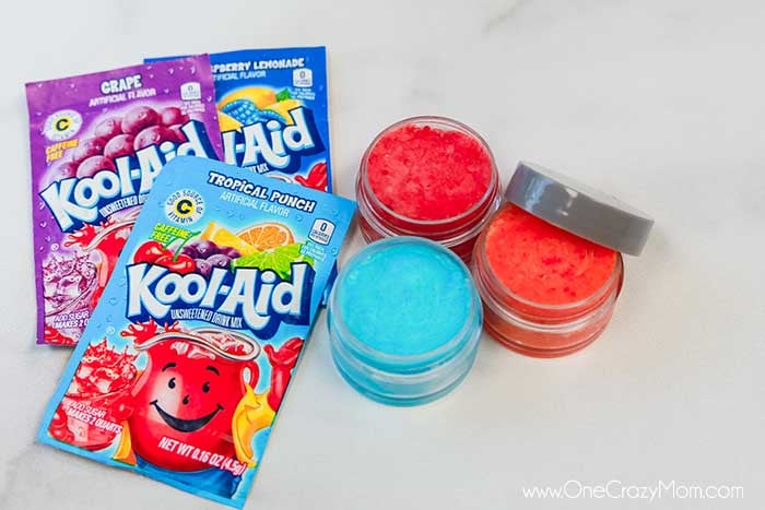 We have 30+ indoor activities for kids that are fun, easy and perfect for the family. Try these boredom busters for kids to keep them busy. We have 30+ indoor activities for kids that are fun, easy and perfect for the family. Try these boredom busters for kids to keep them busy.