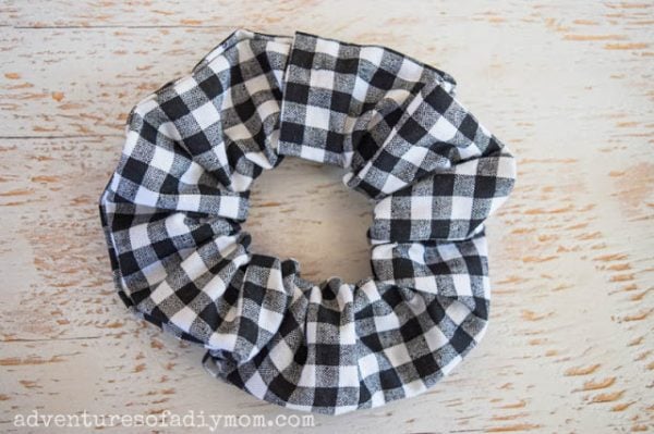 We have over 15 DIY Scrunchies that are fun and easy to make. Find styles for everyone that are sure to be a hit. These are the best diy scrunchies. We have over 15 DIY Scrunchies that are fun and easy to make. Find styles for everyone that are sure to be a hit. These are the best diy scrunchies.