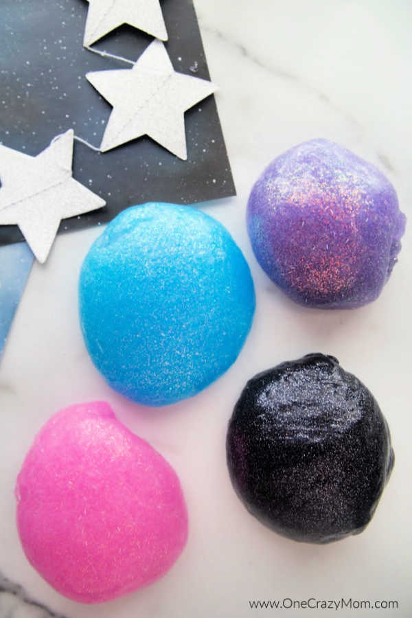 This super cool Galaxy Slime is sure to be a hit with the kids. Not only does it look amazing but it's so much fun to learn how to make galaxy slime. This super cool Galaxy Slime is sure to be a hit with the kids. Not only does it look amazing but it's so much fun to learn how to make galaxy slime.