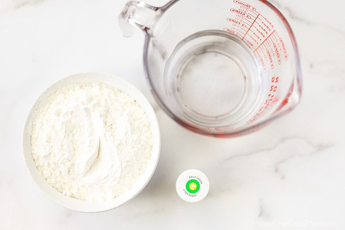 If your kids like to make slime, they will enjoy learning how to make oobleck. You only need 2 ingredients and this DIY doubles as a science experiment. Ingredients for oobleck: cornstarch, water, food coloring.