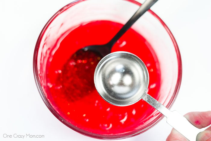 Learn how to make slime without borax. We have 2 great ways to make slime and the kids will love it! Plus, this is so easy. Learn how to make slime without borax. We have 2 great ways to make slime and the kids will love it! Plus, this is so easy.