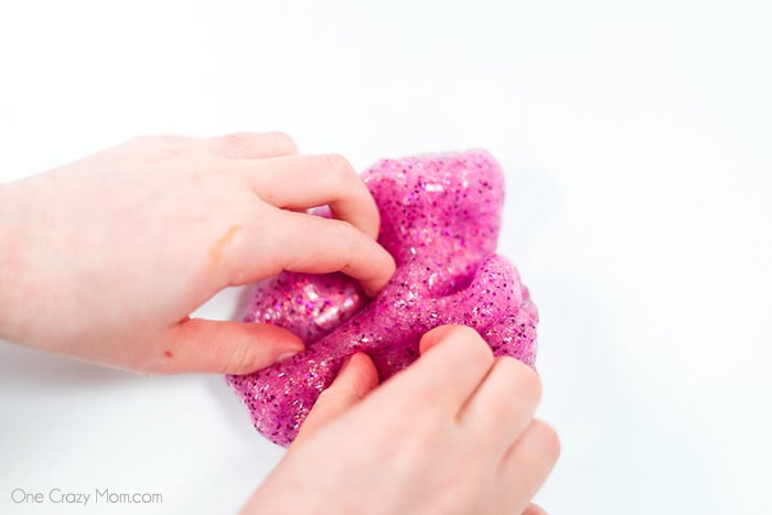 Unicorn slime is full of glitter, sparkles and pretty colors. Make this fun and whimsical Unicorn poop slime today for a great activity. Unicorn slime is full of glitter, sparkles and pretty colors. Make this fun and whimsical Unicorn poop slime today for a great activity.