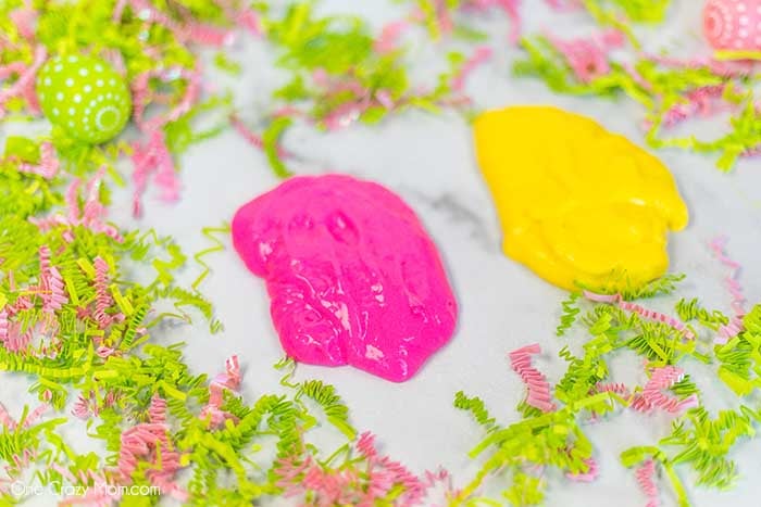 2 colors of slime. 