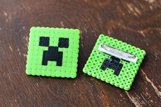 We have gathered the best Minecraft party ideas. From food and games to decor and more, find Minecraft birthday party ideas that are easy, frugal and fun! Creeper pins on counter