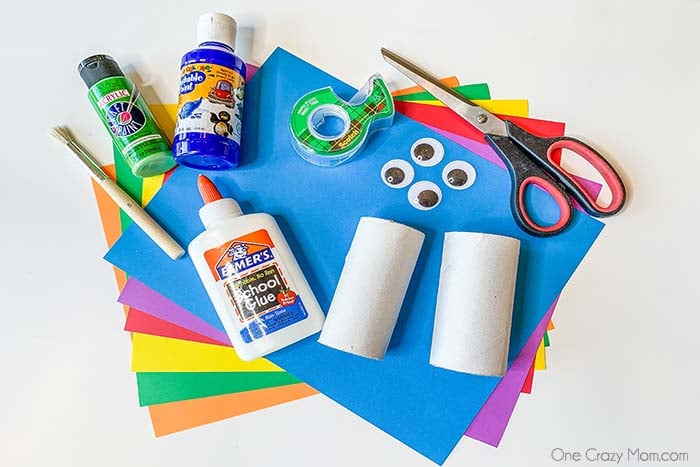 This adorable Owl toilet paper roll craft is so frugal to make and tons of fun. Save empty toilet paper rolls and transform them into this cute little owl. This adorable Owl toilet paper roll craft is so frugal to make and tons of fun. Save empty toilet paper rolls and transform them into this cute little owl.