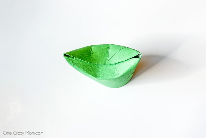 This adorable Owl toilet paper roll craft is so frugal to make and tons of fun. Save empty toilet paper rolls and transform them into this cute little owl. This adorable Owl toilet paper roll craft is so frugal to make and tons of fun. Save empty toilet paper rolls and transform them into this cute little owl.