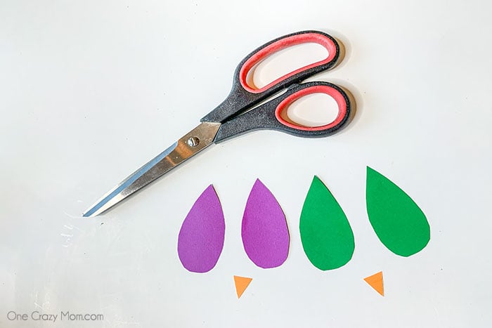 This adorable Owl toilet paper roll craft is so frugal to make and tons of fun. Save empty toilet paper rolls and transform them into this cute little owl. This adorable Owl toilet paper roll craft is so frugal to make and tons of fun. Save empty toilet paper rolls and transform them into this cute little owl.